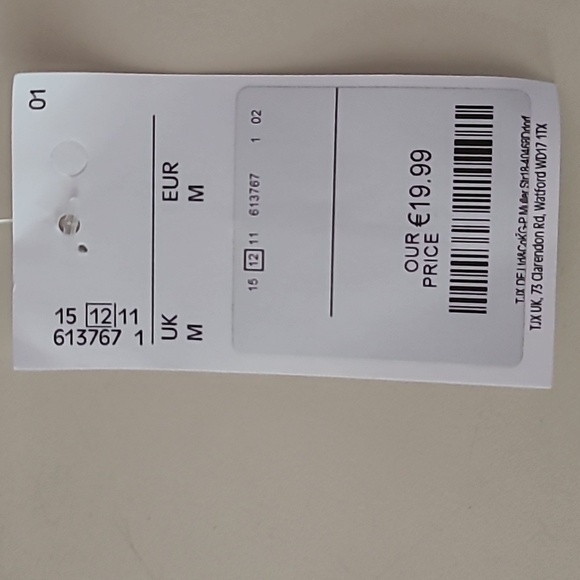 Beyond Words size M, floral blouse top - Picture 3 of 5